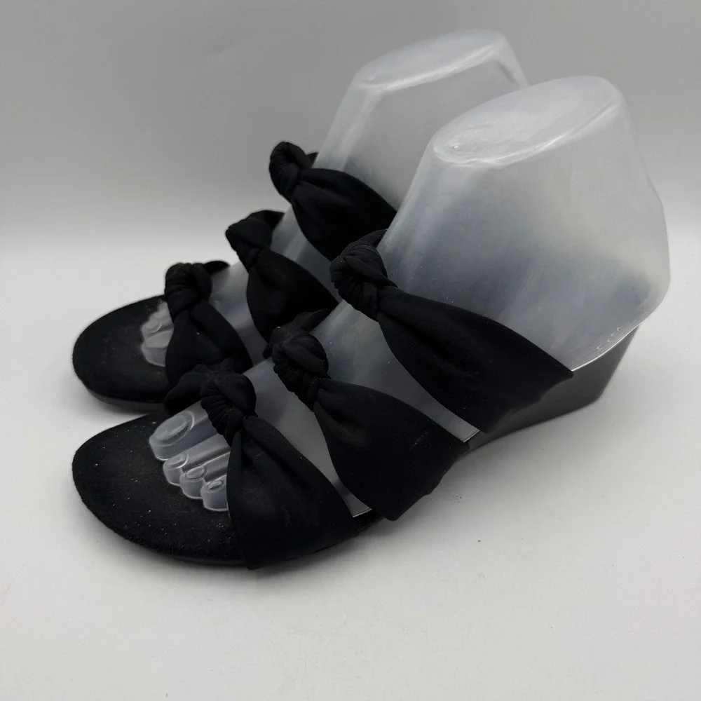 Vionic‎ Wedge Sandals Women 7 Black Triple Knot Strap Slide Orthotic Heel